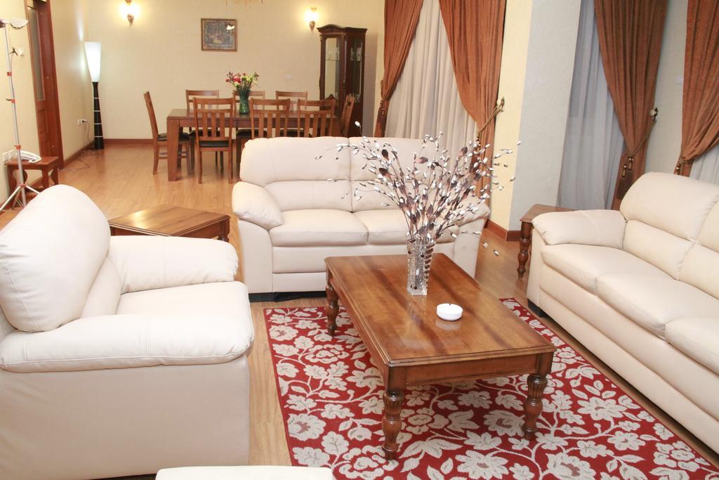 אדיס אבבה Solmile Family Guest House מראה חיצוני תמונה